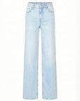 Jolie - Curve Hugging BBL Jeans