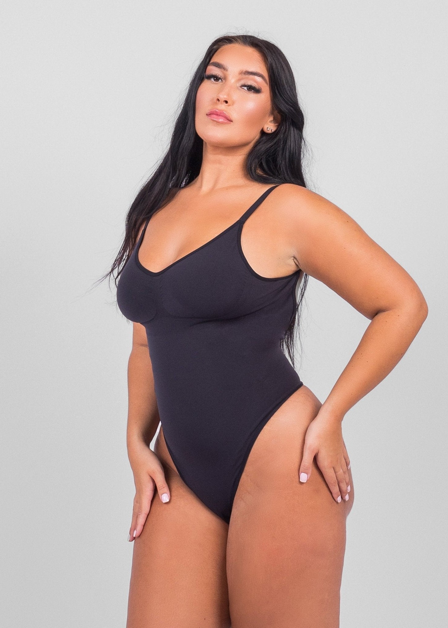 Isabella - Everyday Wear Smooth Bodysuits Low Back - Bella Fit USXS/SBlack