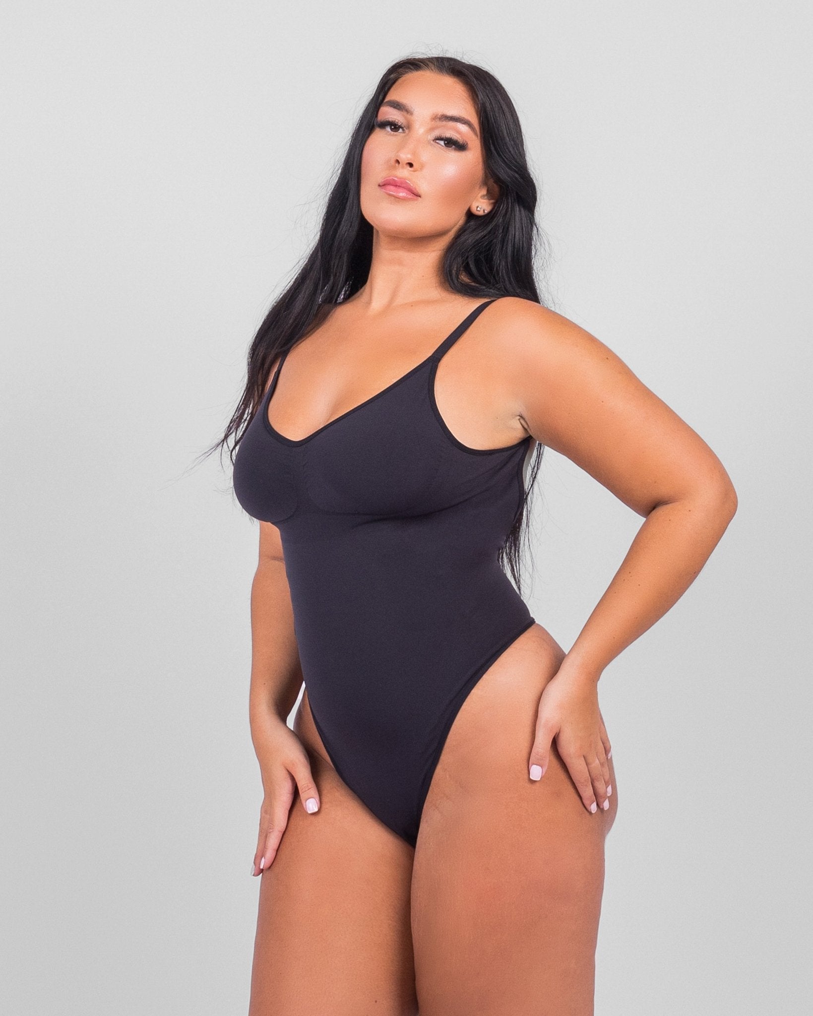 Isabella - Everyday Wear Smooth Bodysuits Low Back - Bella Fit USXS/SBlack