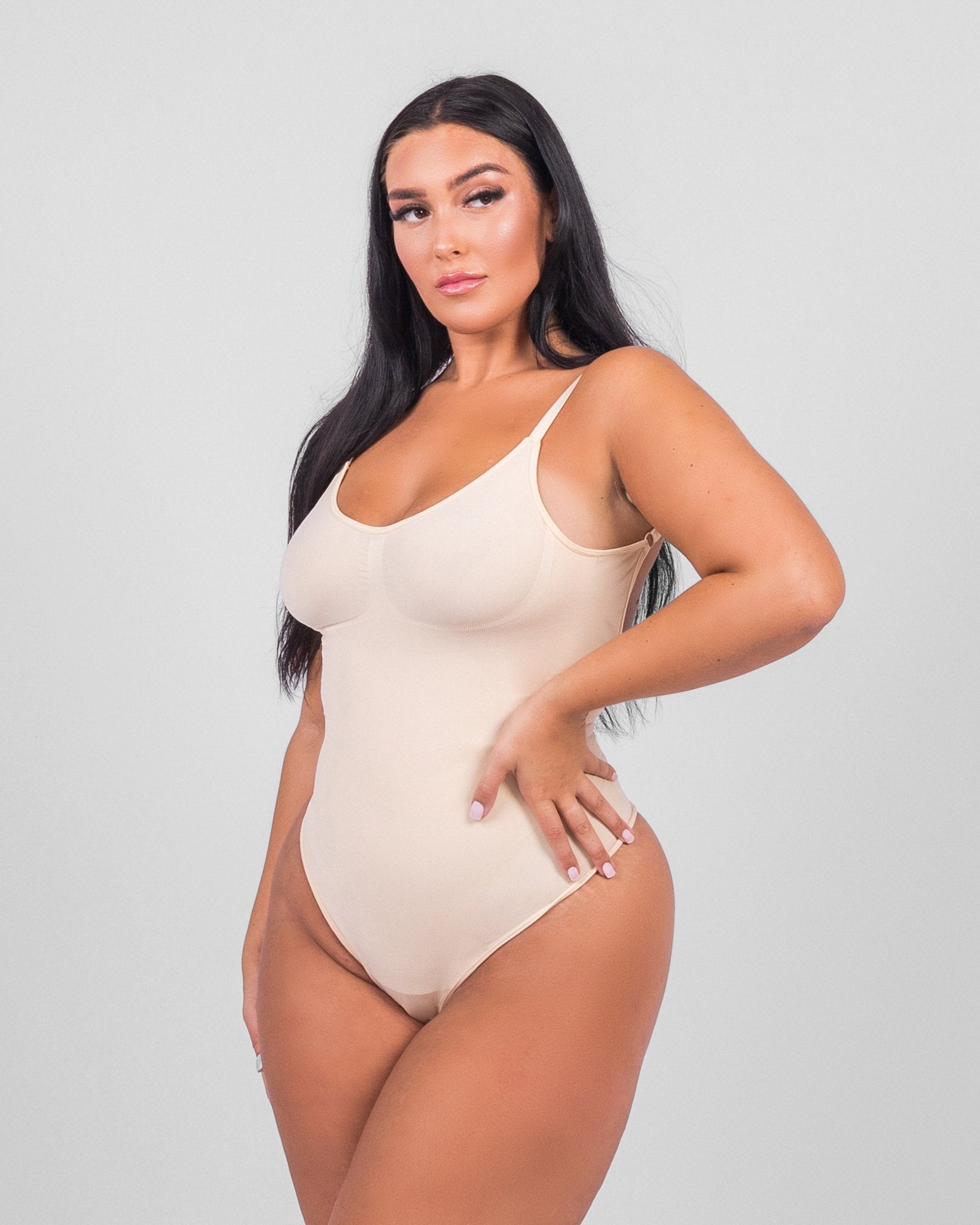 Isabella - Everyday Wear Smooth Bodysuits Low Back - Bella Fit USXS/SBeige