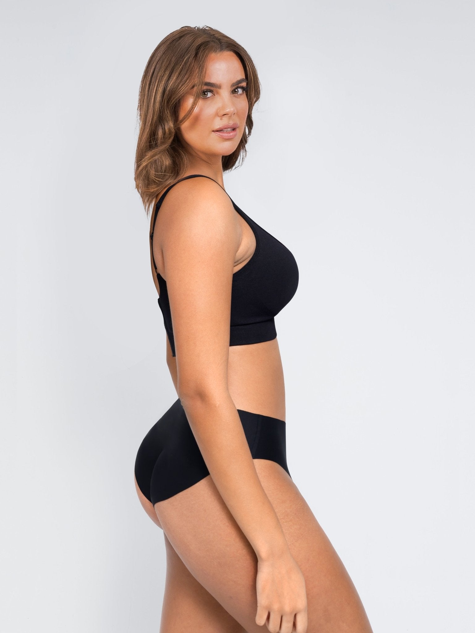 Lynn - Seamless Magic Back Eraser Bra - Bella Fit USBlackS