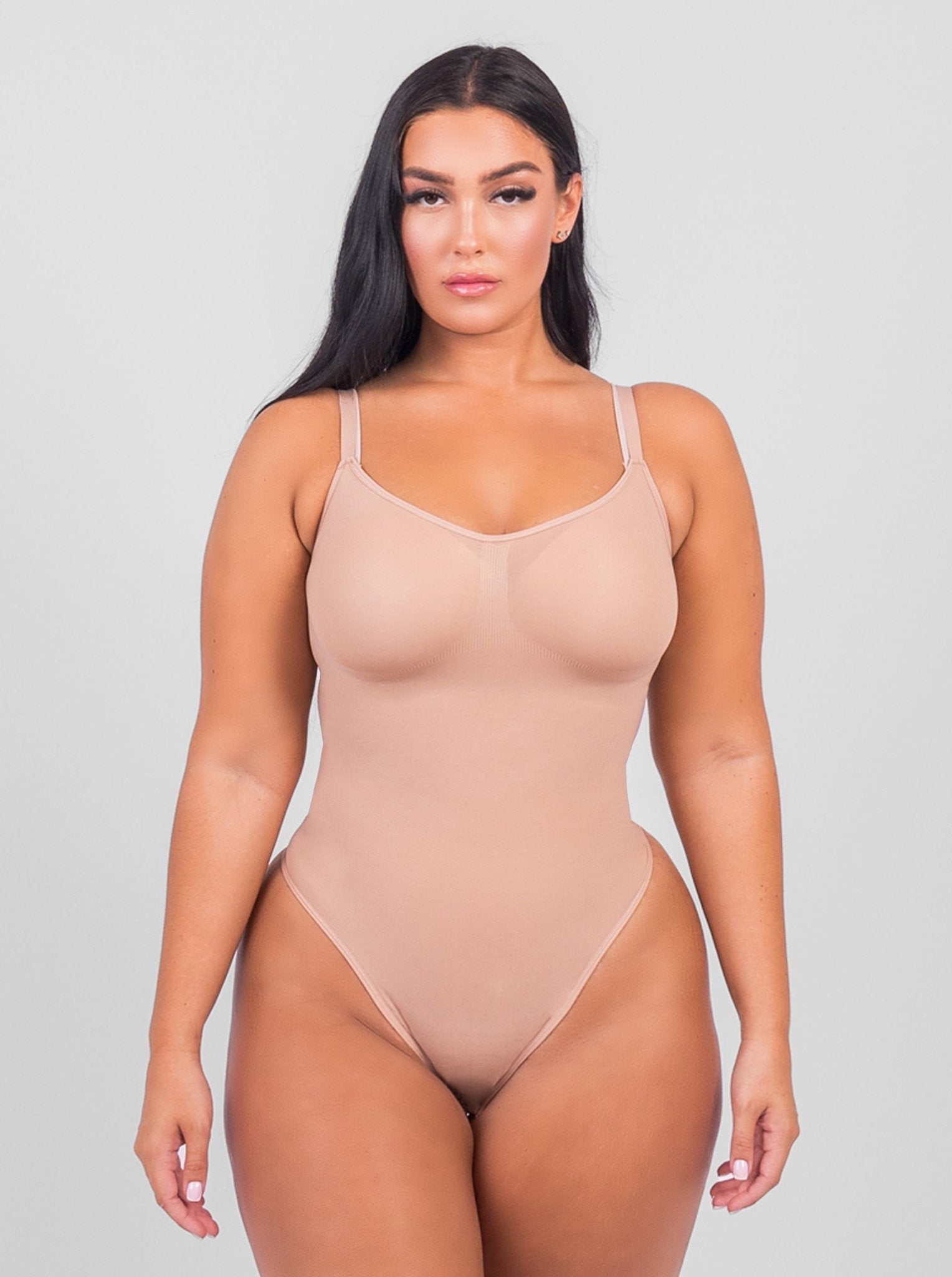 Stefanie - Smoothing Seamless Thong Shaper - Bella Fit USXS/SBrown